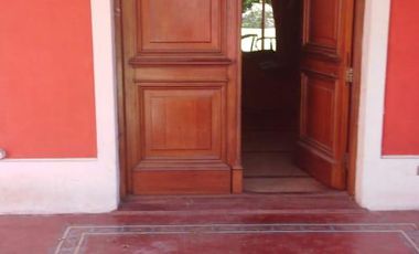 Casa en  Venta de 5 Amb. cerca Barrio Cuba