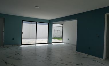 CASA EN VENTA LOMAS DE VERGELES AGUASCALIENTES