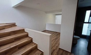 Casa en venta en fracc. frente a la UDLAP, Cholula.
