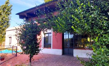 Casa - Salvador Maria Lobos
