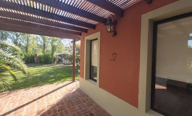 Casa - Salvador Maria Lobos