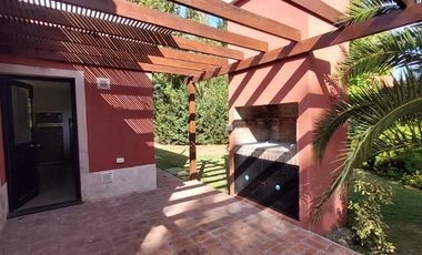 Casa - Salvador Maria Lobos