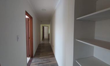 Casa - Salvador Maria Lobos