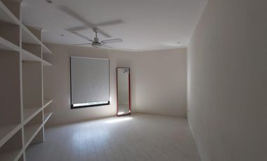 Casa - Salvador Maria Lobos