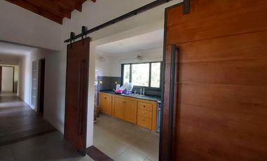 Casa - Salvador Maria Lobos