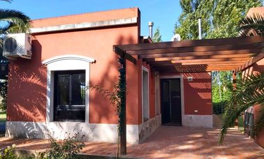 Casa - Salvador Maria Lobos