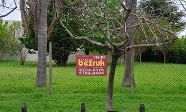 Terreno en venta en  Martinez