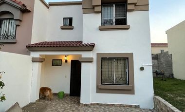 Casa con terreno excedente Urbiquinta