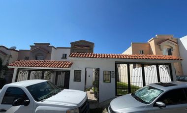 Casa con terreno excedente Urbiquinta