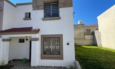 Casa con terreno excedente Urbiquinta