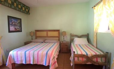 PIE DE LA CUESTA OPORTUNIDAD ÚNICA CASA DE ENSUEÑO A LA ORILLA DE LA PLAYA