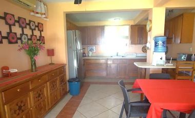 PIE DE LA CUESTA OPORTUNIDAD ÚNICA CASA DE ENSUEÑO A LA ORILLA DE LA PLAYA