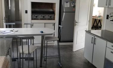 Excelente chalet 5 ambientes sobre lote de 1200m2 en Rumenco