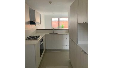 Venta Casa en Ciudad Country Jamundi  (VM)