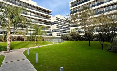 SUMMUM - DOS DORMITORIOS CON DOBLE BALCON