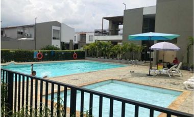 Venta Casa en Ciudad Country Jamundi (VM)