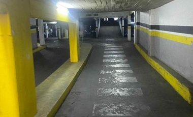 Cochera en venta en el  centro Rioja e Italia