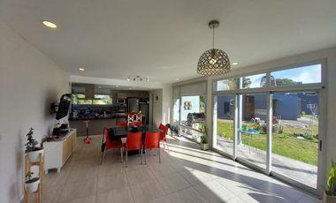 Casa en Barrio Parque La Armonia