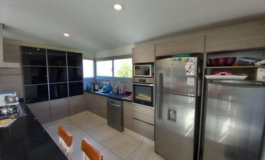 Casa en Barrio Parque La Armonia