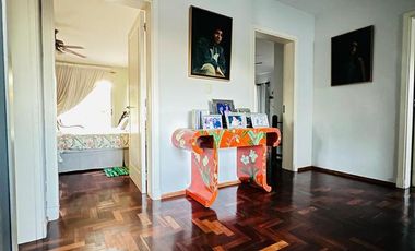 Casa en Venta de 4 Dormitorios, Lomas de la Carolina. Recibo Menor