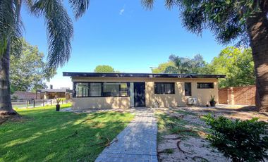 Casa en venta 3 dormitorios en Ibarlucea