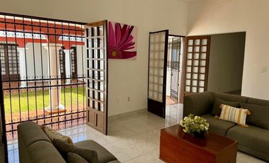 CASA EN VENTA y EN RENTA  EN CAMPECHE: COL. BOSQUES DE CAMPECHE