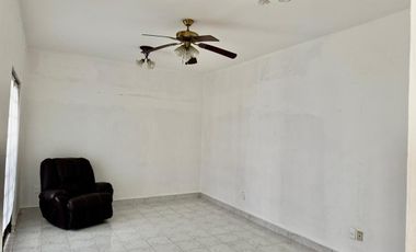CASA EN VENTA y EN RENTA  EN CAMPECHE: COL. BOSQUES DE CAMPECHE