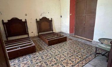 CASA EN VENTA EN CAMPECHE:  CENTRO HISTORICO