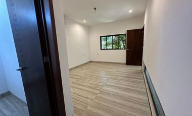 CASA EN VENTA EN CAMPECHE: FRACC. RESIDENCIAL BUGAMBILIAS