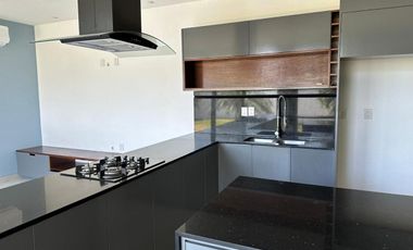 CASA EN VENTA EN CAMPECHE: FRACC. RESIDENCIAL BUGAMBILIAS