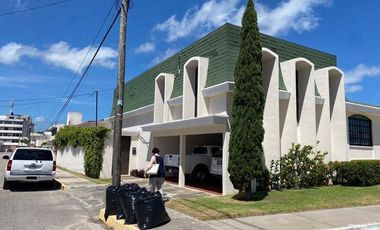 CASA EN VENTA EN CAMPECHE: FRACC. BOSQUES DE CAMPECHE