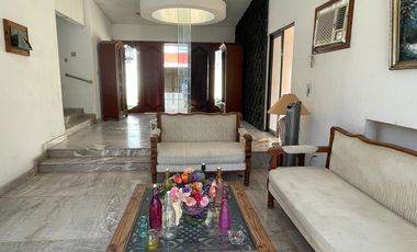 CASA EN VENTA EN CAMPECHE:  FRACC. DEL VALLE