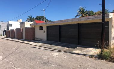 CASA EN VENTA EN CAMPECHE:  FRACC. DEL VALLE
