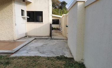 CASA EN VENTA EN CAMPECHE:  FRACC. DEL VALLE