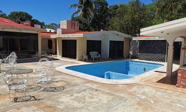 CASA EN VENTA EN CAMPECHE:  FRACC. DEL VALLE