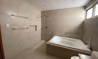 CASA EN VENTA Y EN RENTA EN CAMPECHE: COL. PRADO