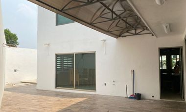 CASA EN VENTA Y EN RENTA EN CAMPECHE: COL. PRADO