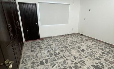 CASA EN VENTA EN CAMPECHE: COL. PRADO