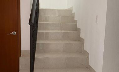 CASA EN VENTA EN CAMPECHE:  COL. BOSQUES DE CAMPECHE