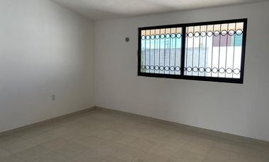 CASA EN VENTA EN CAMPECHE:  COL. BOSQUES DE CAMPECHE