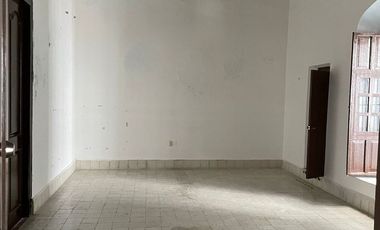 INMUEBLE EN VENTA (OFICINAS) EN CAMPECHE: BARRIO DE SAN FRANCISCO