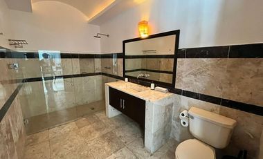 CASA EN VENTA EN CAMPECHE: COL. BOSQUES DE CAMPECHE