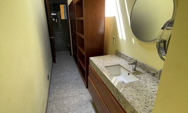 CASA EN VENTA  EN CAMPECHE: BARRIO DE SAN ROMAN