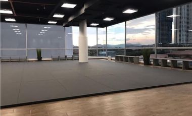 LOCAL COMERCIAL EN COSTA DEL ESTE 187 M2 3 PARKING