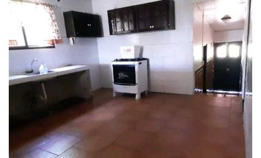 VENDO CASA FRENTE AL MAR