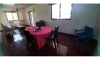 VENDO CASA FRENTE AL MAR