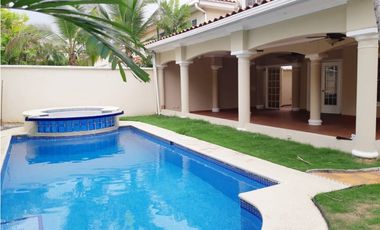 CASA COSTA DEL ESTE Y PISCINA 4 RECAMARAS COSTA AZUL MLD