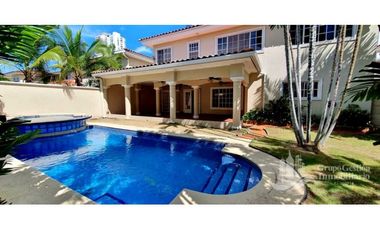 CASA COSTA DEL ESTE Y PISCINA 4 RECAMARAS COSTA AZUL MLD