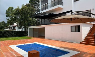 CASA EN VENTA FRACIONAMIENTO AVANDARO