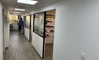 Oficina en Arriendo en Nueva de Lyon 96